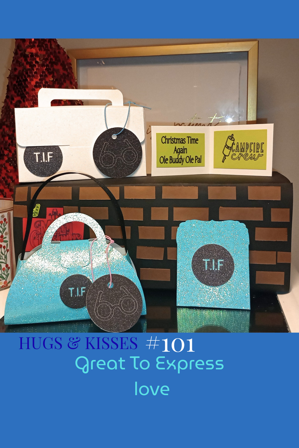 8. Christmas Couple Set.