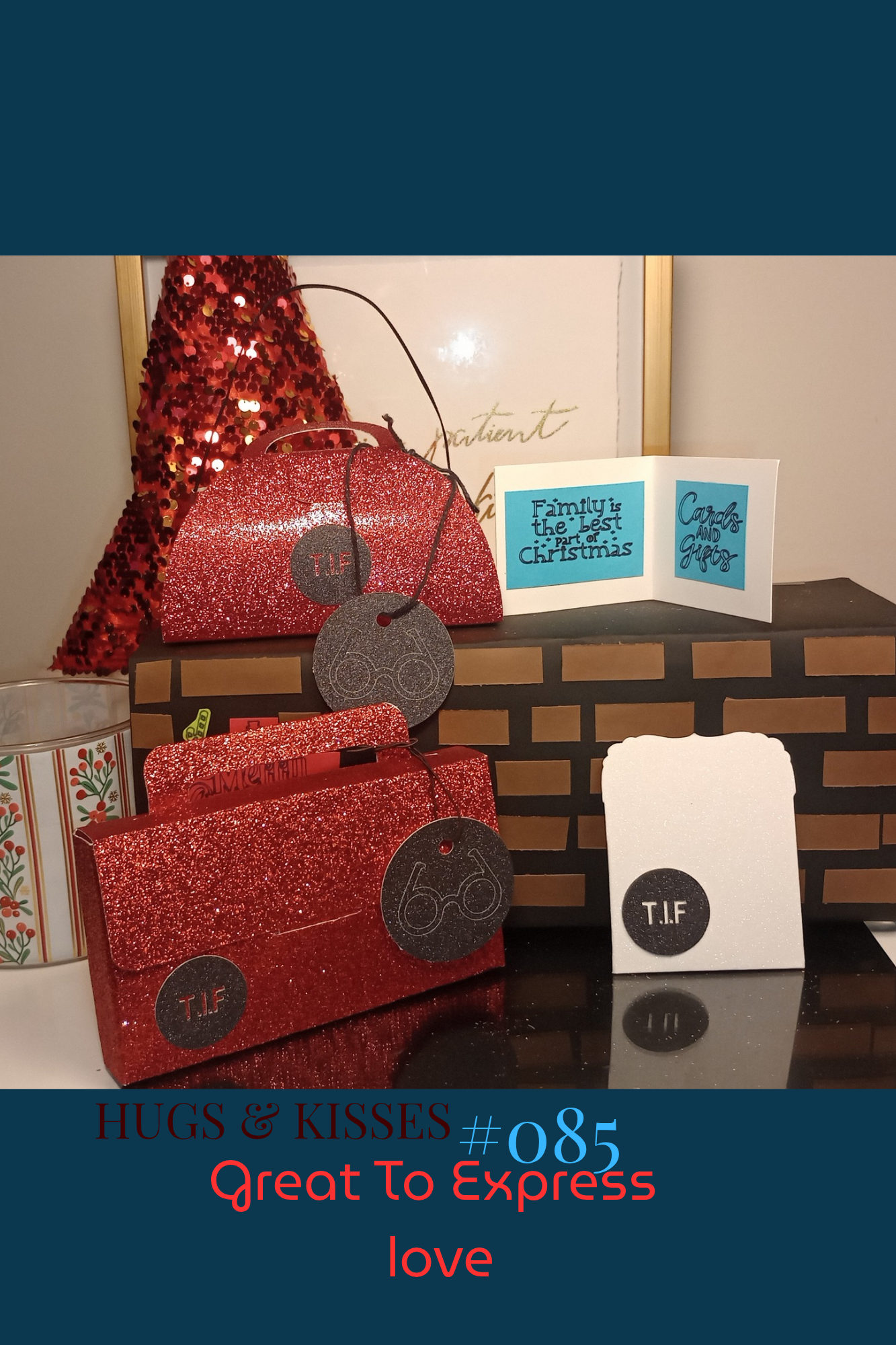 8. Christmas Couples Set.